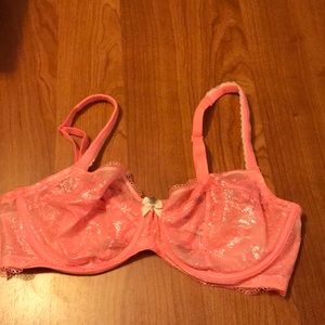 NWOT Victoria’s Secret 38D unlined Demi